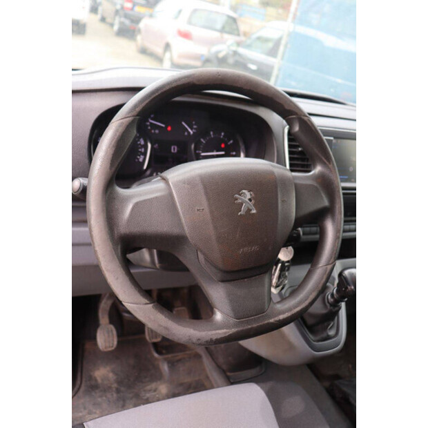 2019 بيجو Expert Traveller-46861680