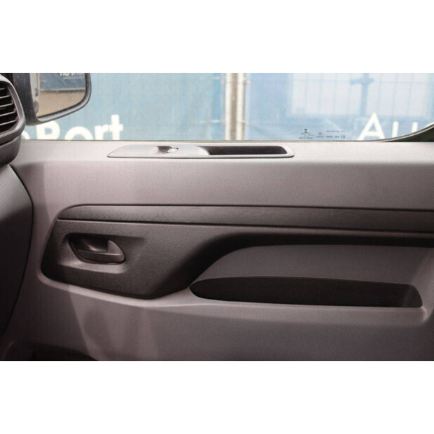 2019 بيجو Expert Traveller-46861681