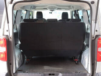 2019-peugeot-expert-traveller-46861689