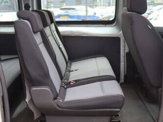 2019-peugeot-expert-traveller-46861693