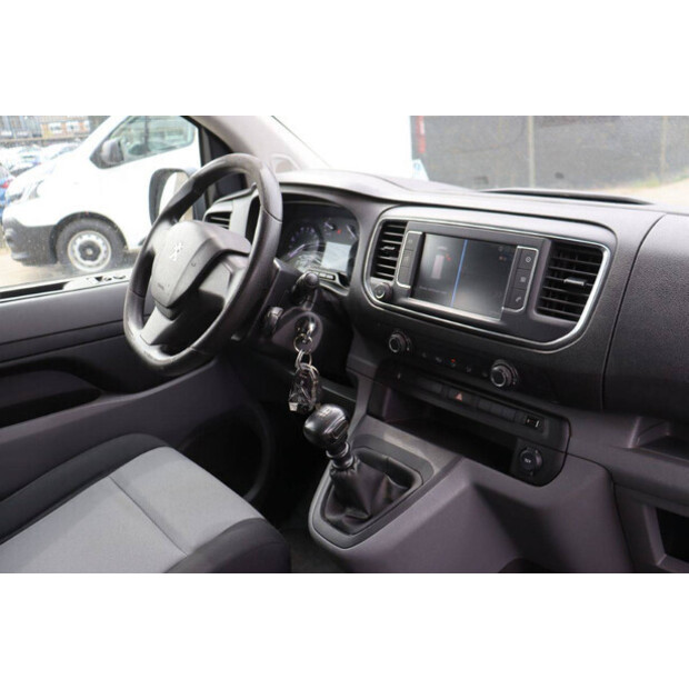 2019 بيجو Expert Traveller-46861697