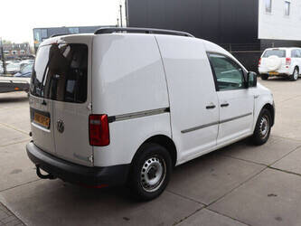 2017-volkswagen-caddy-1448166-46861707