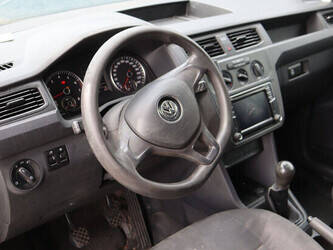 2017-volkswagen-caddy-1448166-46861722