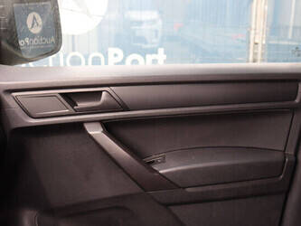 2017-volkswagen-caddy-1448166-46861725