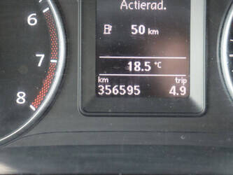 2017-volkswagen-caddy-1448166-46861732