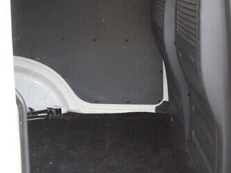 2017-volkswagen-caddy-1448166-46861740