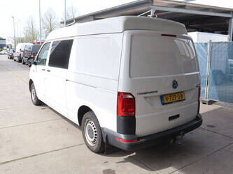 2017-volkswagen-transporter-1448167-46861751