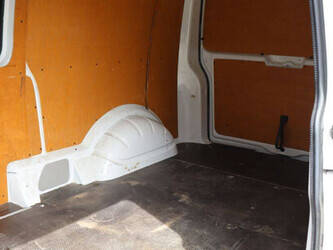 2017-volkswagen-transporter-1448167-46861784