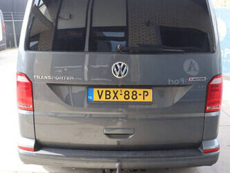 2019-volkswagen-transporter-1448168-46861798