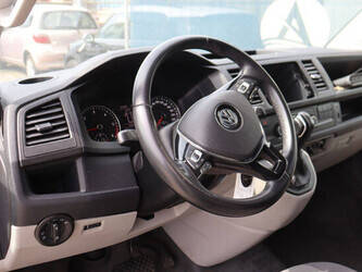 2019-volkswagen-transporter-1448168-46861816