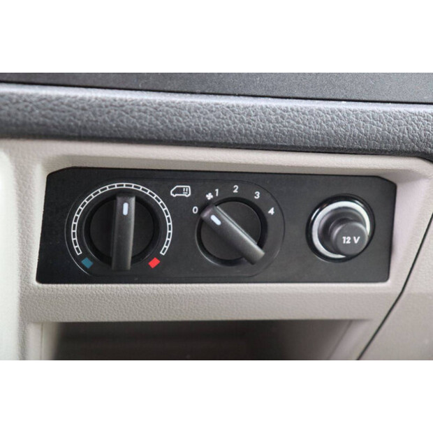 2019 فولكس فاجن Transporter-46861822