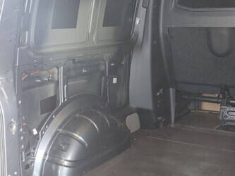 2019-volkswagen-transporter-1448168-46861836