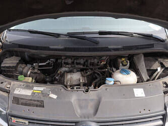 2019-volkswagen-transporter-1448168-46861842