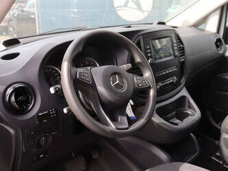 2021-mercedes-benz-vito-1448169-46861867