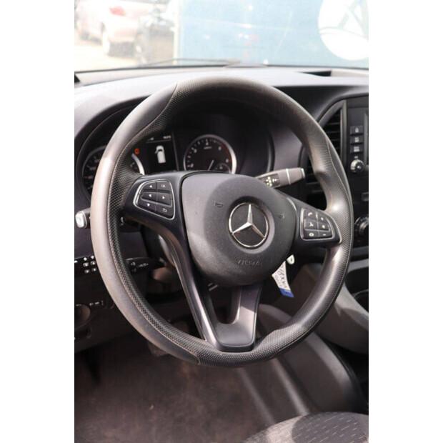 2021 Mercedes-Benz Vito-46861869
