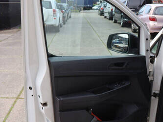 2022-volkswagen-caddy-1448170-46861910