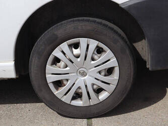 2014-toyota-proace-46861954