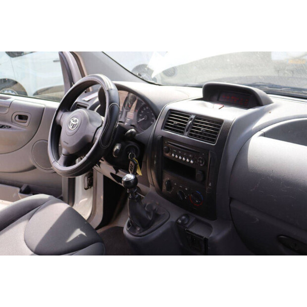 2014 تويوتا PROACE-46861983