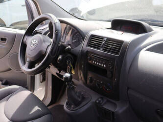 2014-toyota-proace-46861983