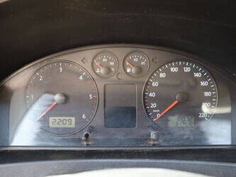 2008-volkswagen-transporter-1448172-46862018