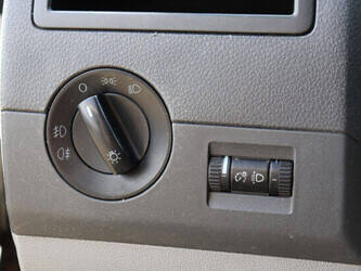 2008-volkswagen-transporter-1448172-46862020