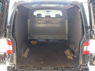 2008-volkswagen-transporter-1448172-46862023