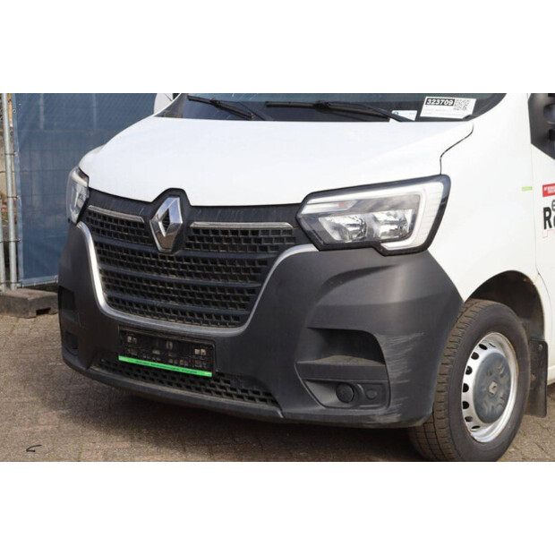 2020 رينو Master-46862085