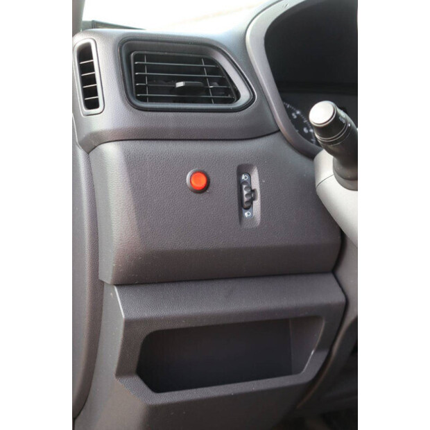 2020 رينو Master-46862095