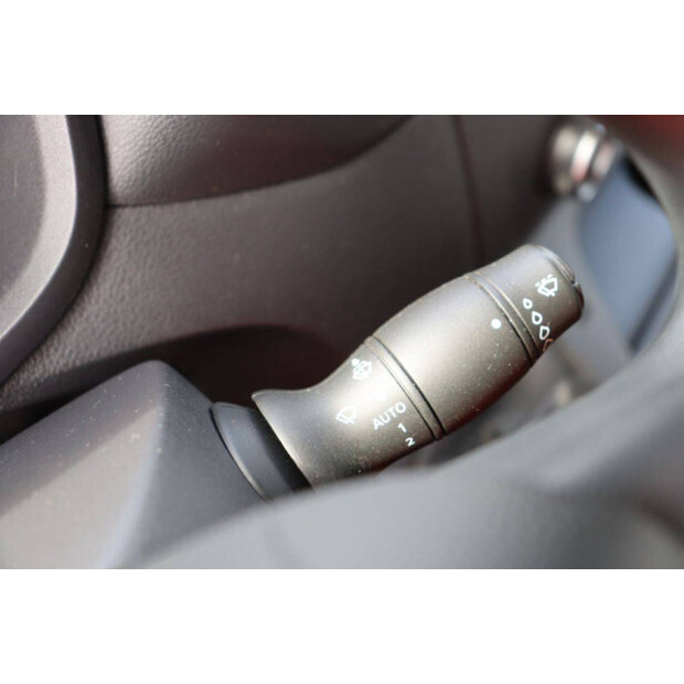 2020 رينو Master-46862097