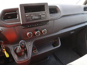 2020-renault-master-1448174-46862101