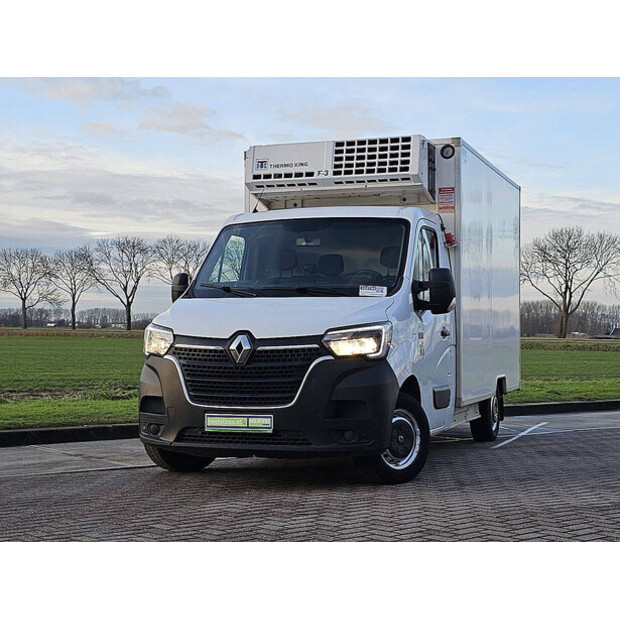 2020 رينو Master-46862123