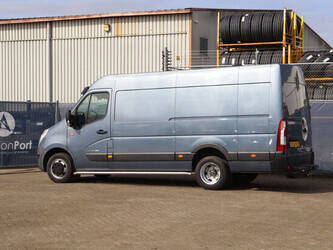 2017-renault-master-1448175-46862126