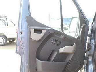 2017-renault-master-1448175-46862146