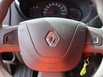 2017-renault-master-1448175-46862155