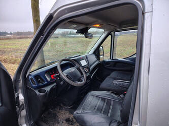 2017-iveco-daily-35s18-1448177-46862194