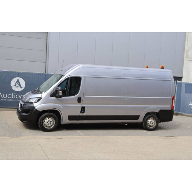 2020 Peugeot BOXER-46862320