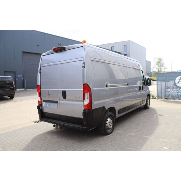 2020 Peugeot BOXER-46862325