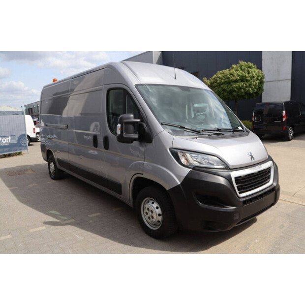 2020 Peugeot BOXER-46862326