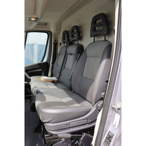 2020 Peugeot BOXER-46862338