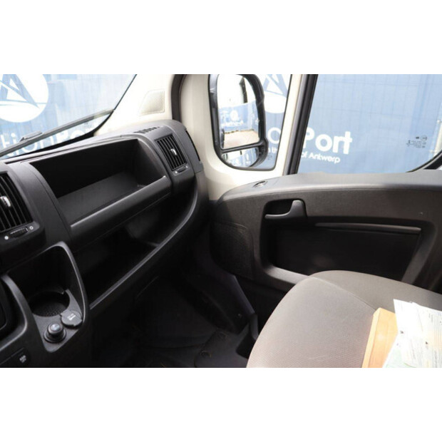 2020 Peugeot BOXER-46862350