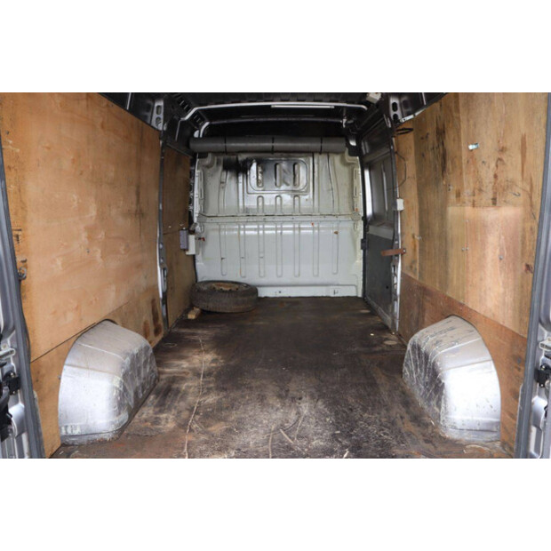 2020 Peugeot BOXER-46862355