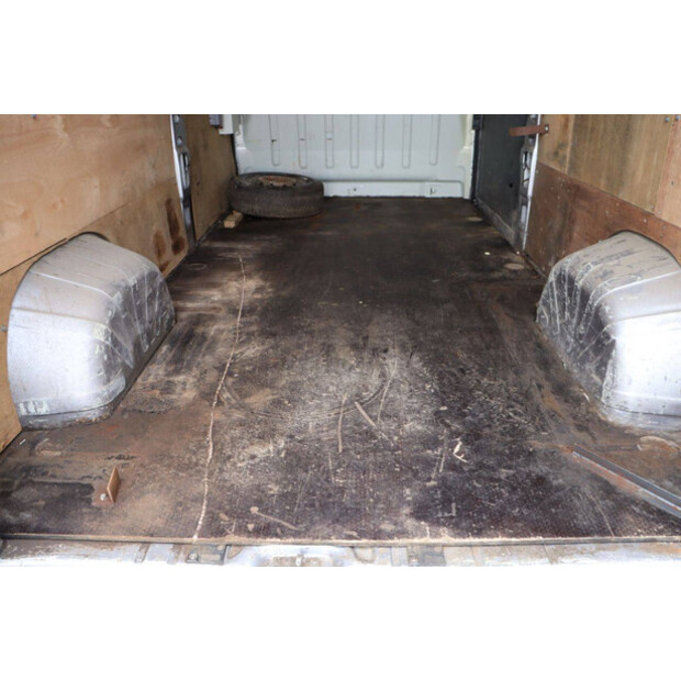 2020 Peugeot BOXER-46862359