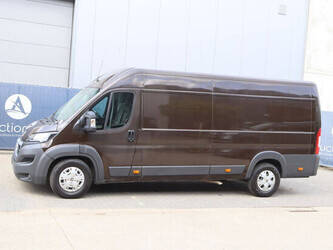 صورة ل المركبات التجارية 2016 بيجو BOXER