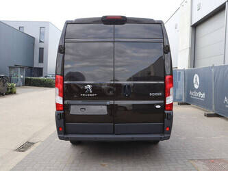 2016-peugeot-boxer-1448182-46862376