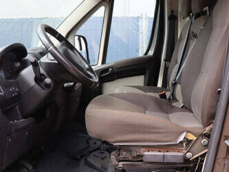 2016-peugeot-boxer-1448182-46862387