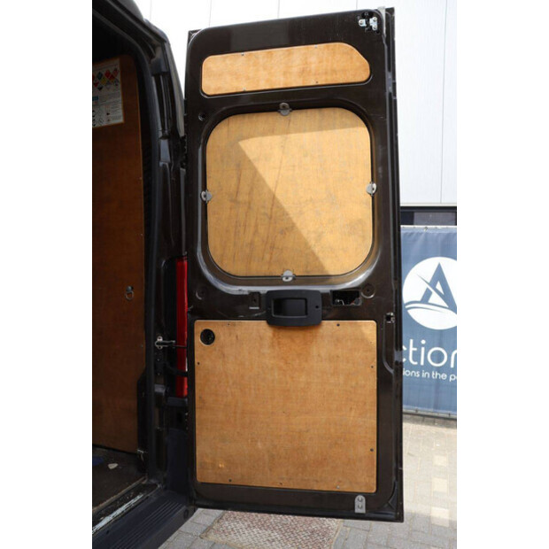 2016 Peugeot BOXER-46862401