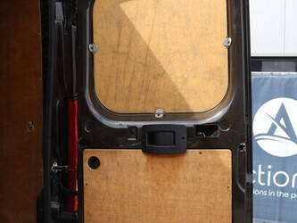 2016-peugeot-boxer-1448182-46862401