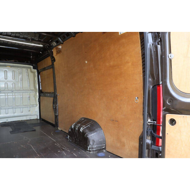 2016 Peugeot BOXER-46862405