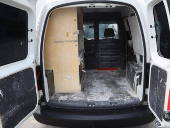 2012-volkswagen-caddy-1448183-46862447