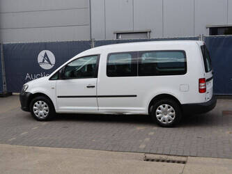 2012-volkswagen-caddy-1448184-46862458